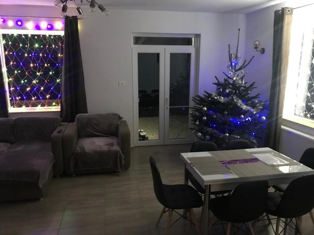 Green Nest Băneşti Eksteriør bilde